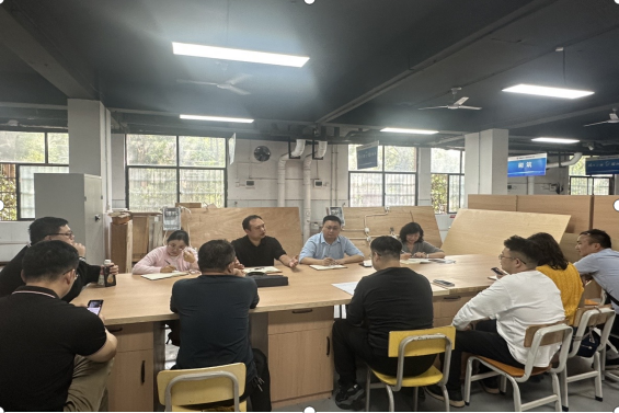 深入调研  共商发展