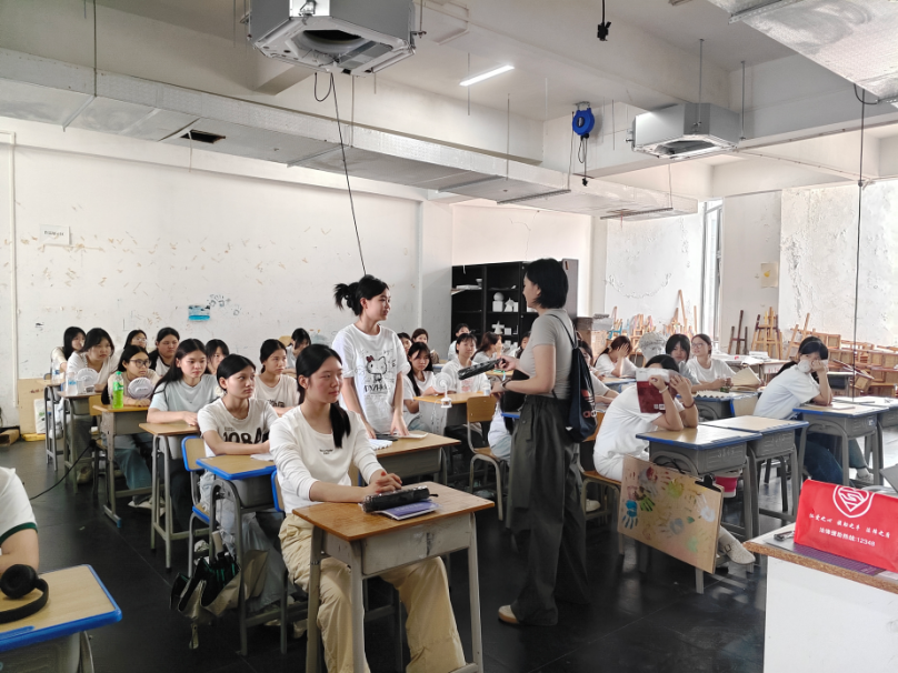 “法护技工学子 筑梦职业芳华”——市司法局联合湖南工业大学来我院开展法治宣讲