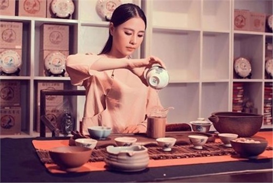 1.《茶艺师》国家职业标准